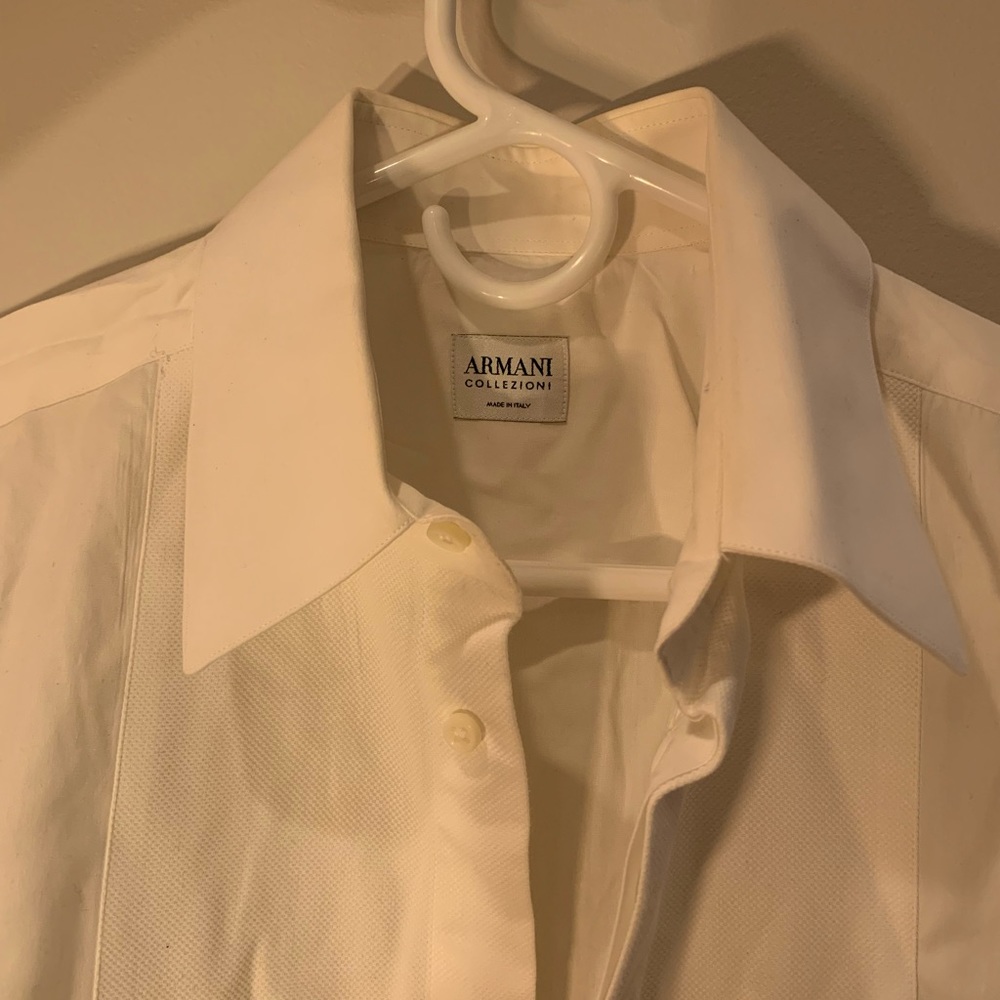 VINTAGE ARMANI COLLEZIONI Dress Shirt!